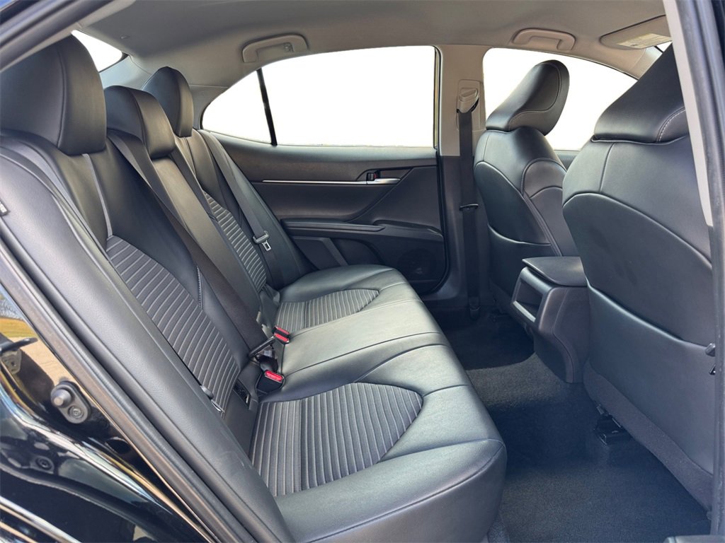 Used 2021 Toyota Camry SE image 20