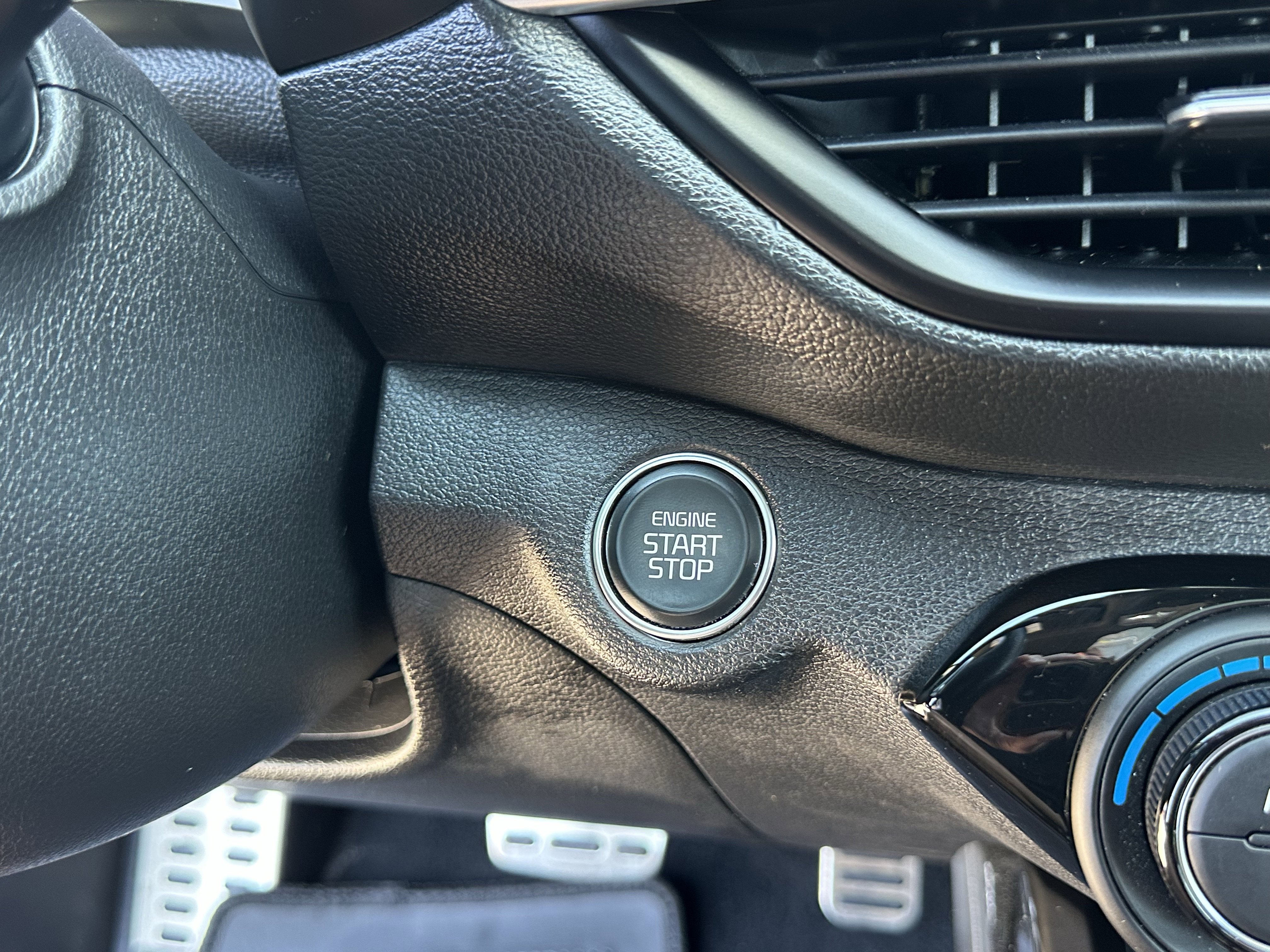 Certified 2023 Kia Forte GT w/ GT2 Package image 32