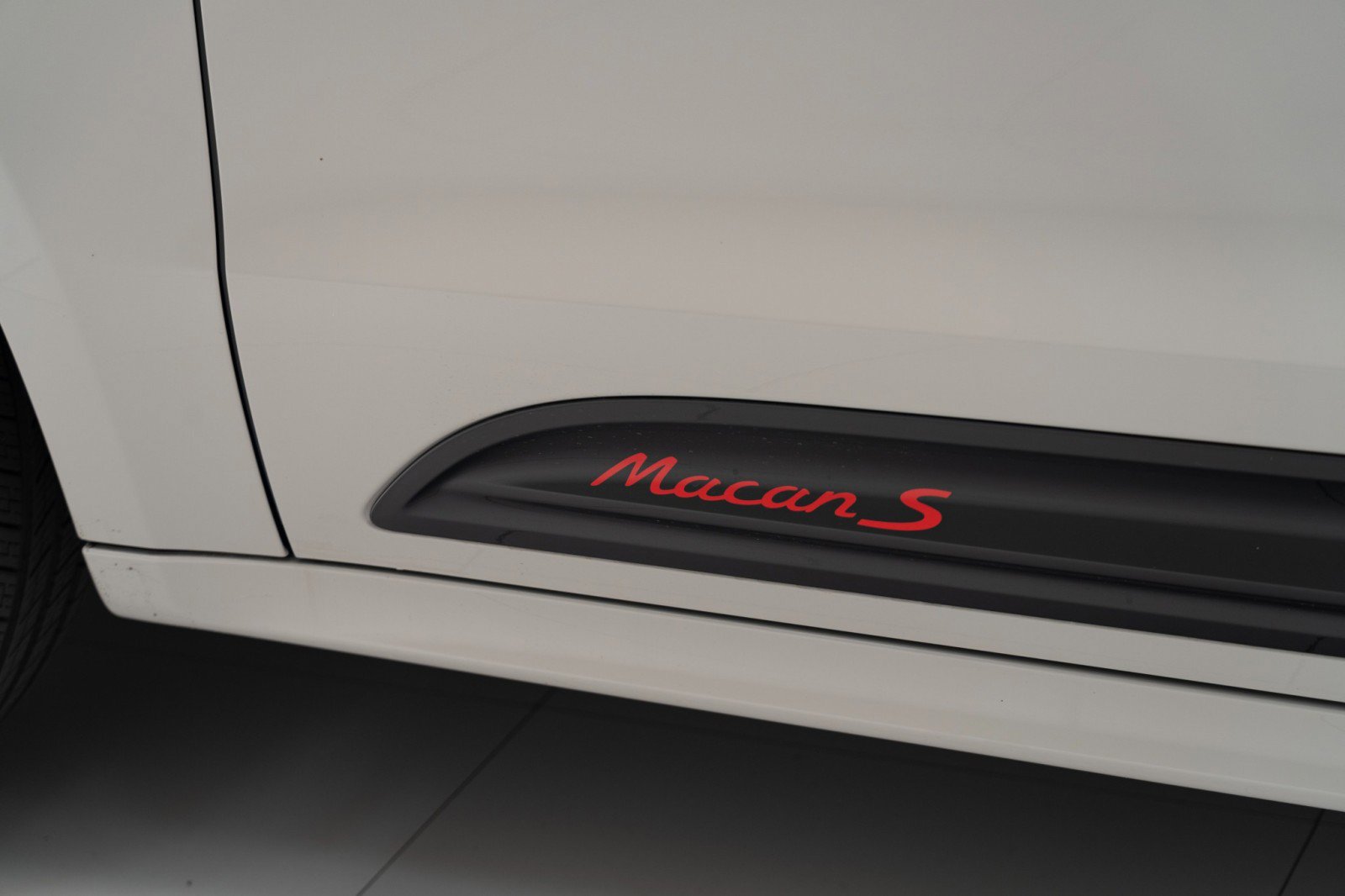 New 2026 Porsche Macan S image 13