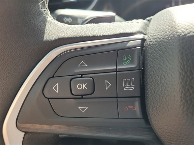 Used 2025 Jeep Grand Cherokee Altitude image 28