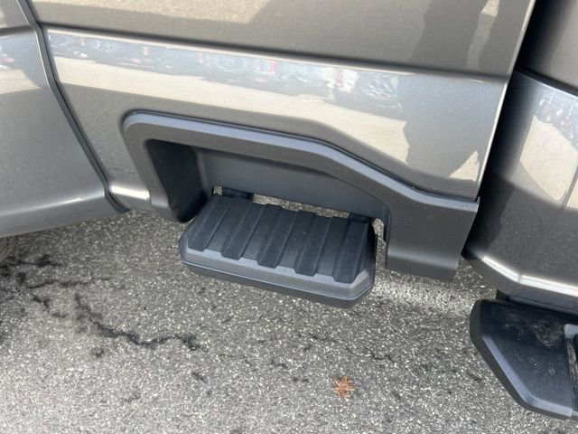 Used 2025 Ford F450 XLT w/ 360-Degree Camera Package image 12