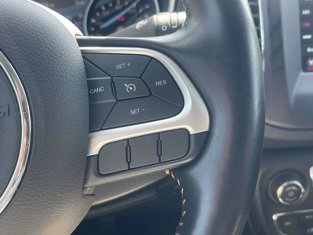 Used 2021 Jeep Compass Latitude w/ Convenience Group AWD/4WD image 25