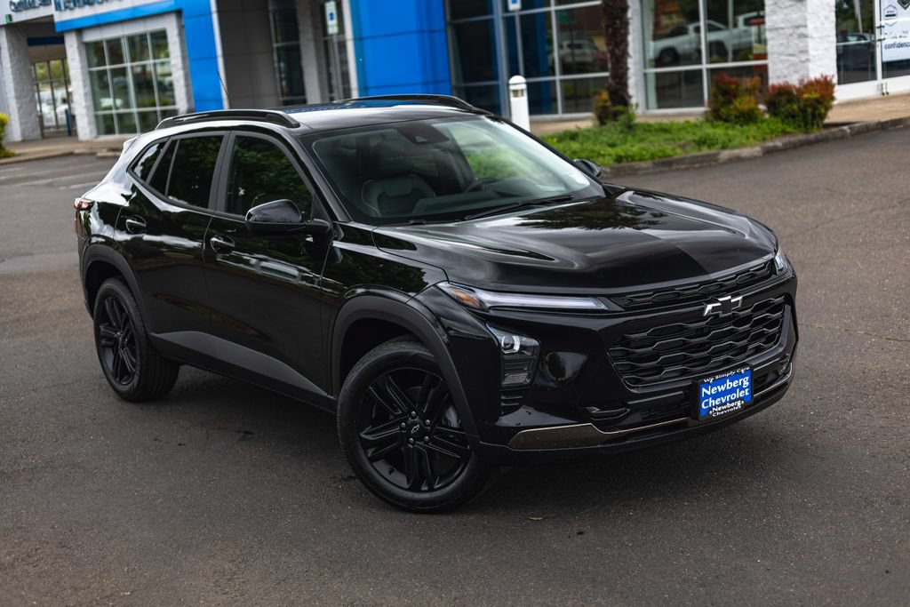 New 2026 Chevrolet Trax ACTIV w/ Driver Confidence Package FWD video 2