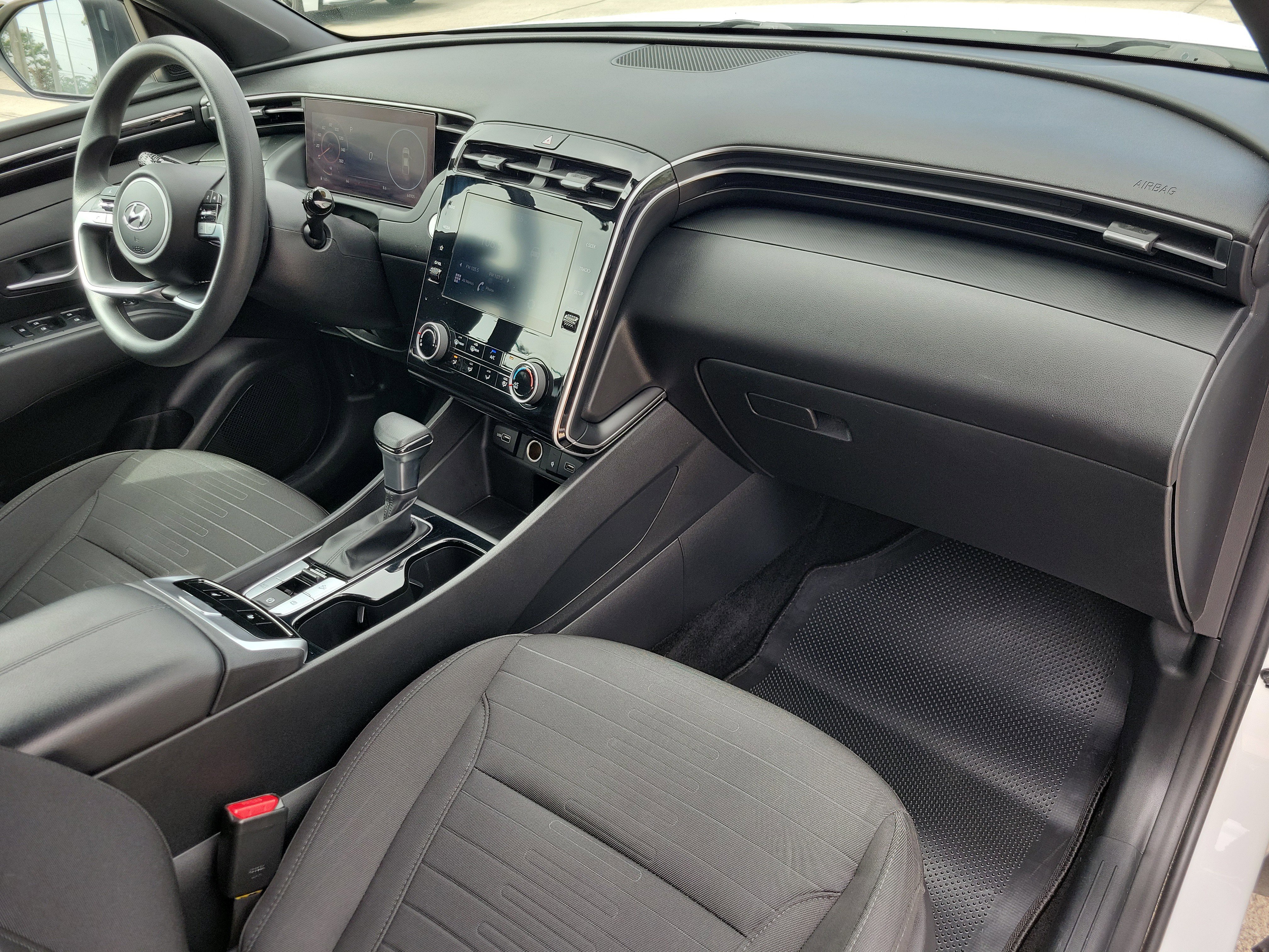 Used 2022 Hyundai Santa Cruz SEL w/ Activity Package image 11