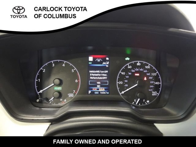 Used 2025 Toyota Corolla SE w/ Convenience Package FWD image 24