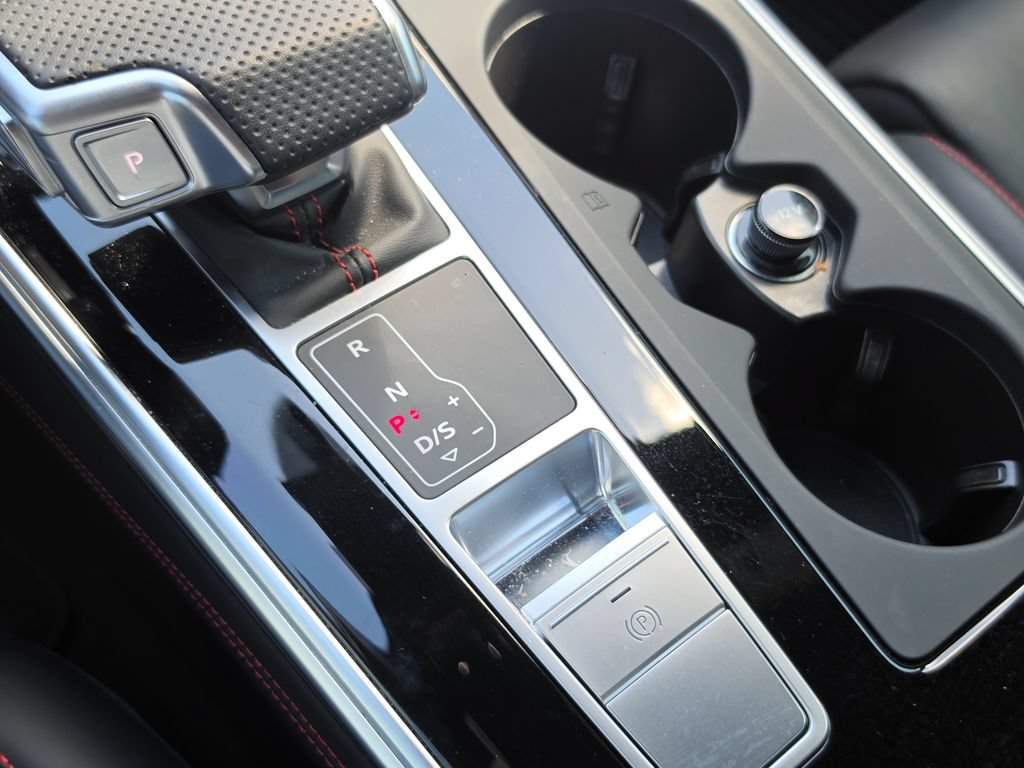 Used 2025 Audi RS 6 performance AWD/4WD image 33