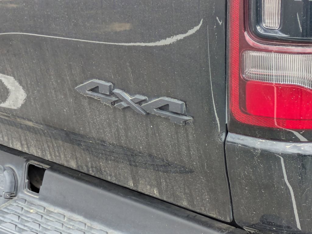 Used 2022 RAM 1500 Big Horn w/ Built-to-serve Edition image 7