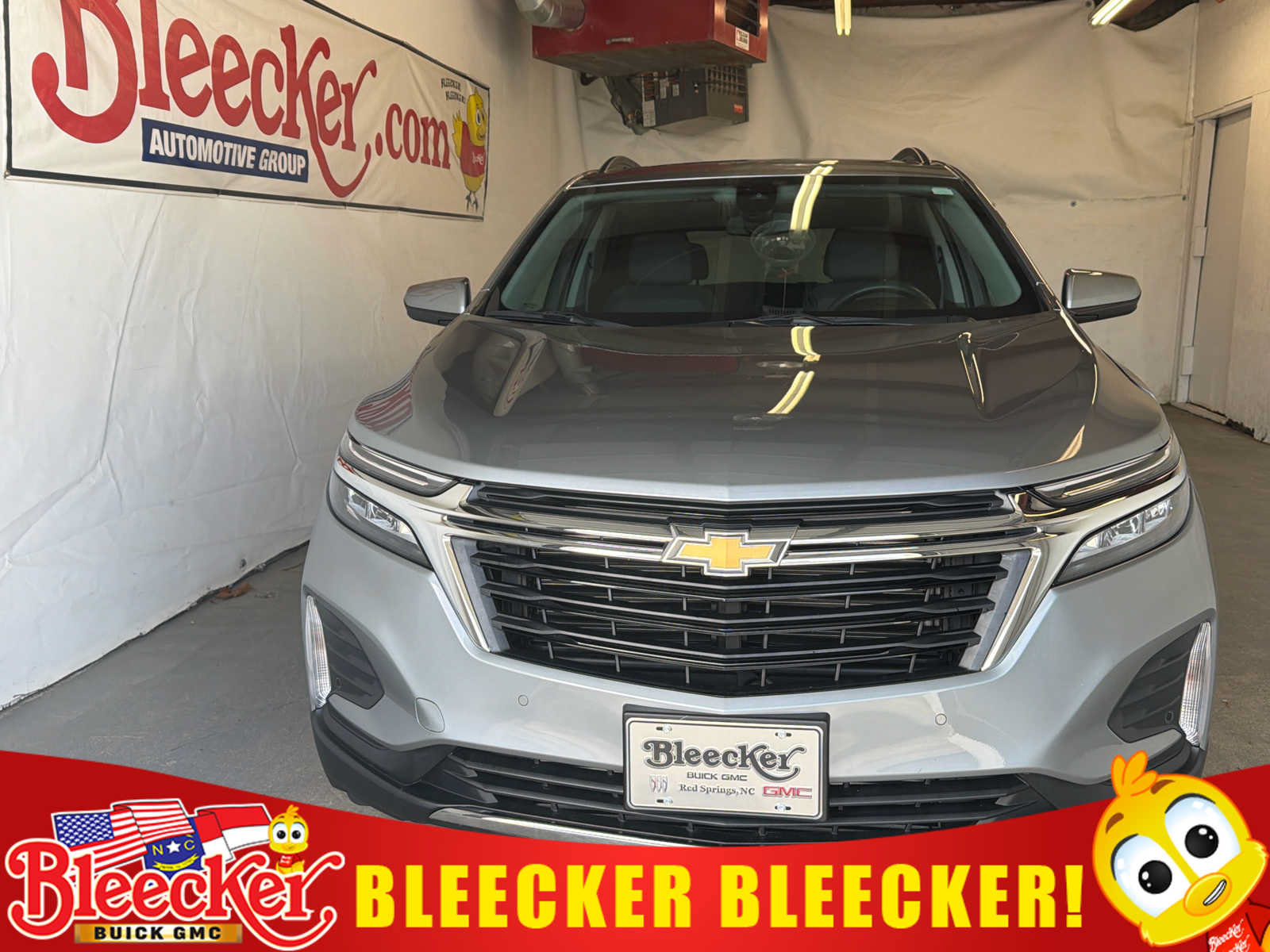 Used 2024 Chevrolet Equinox LT w/ LPO, Floor Liner Package FWD image 1