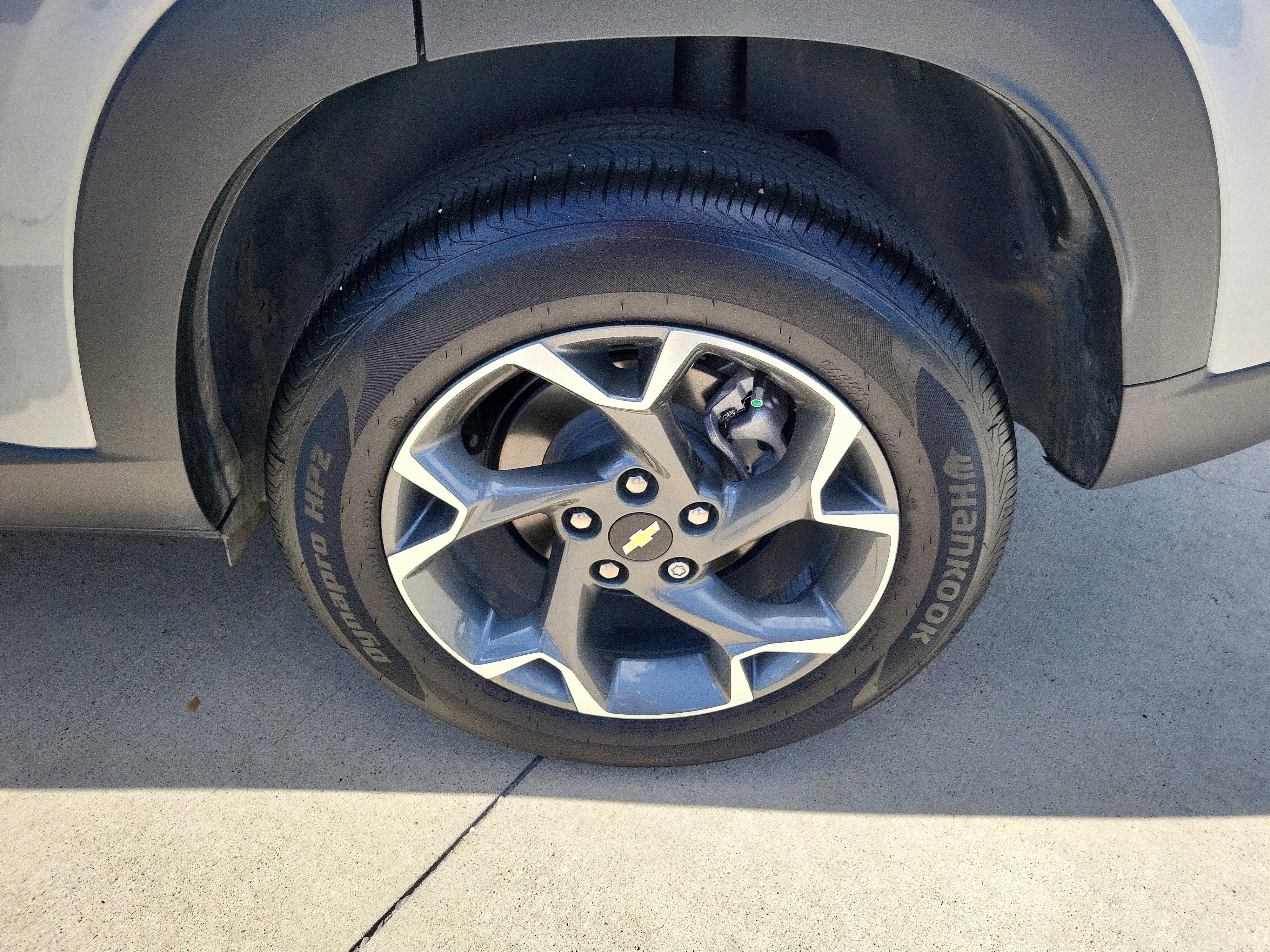 Used 2025 Chevrolet Trax LT w/ Driver Confidence Package image 26