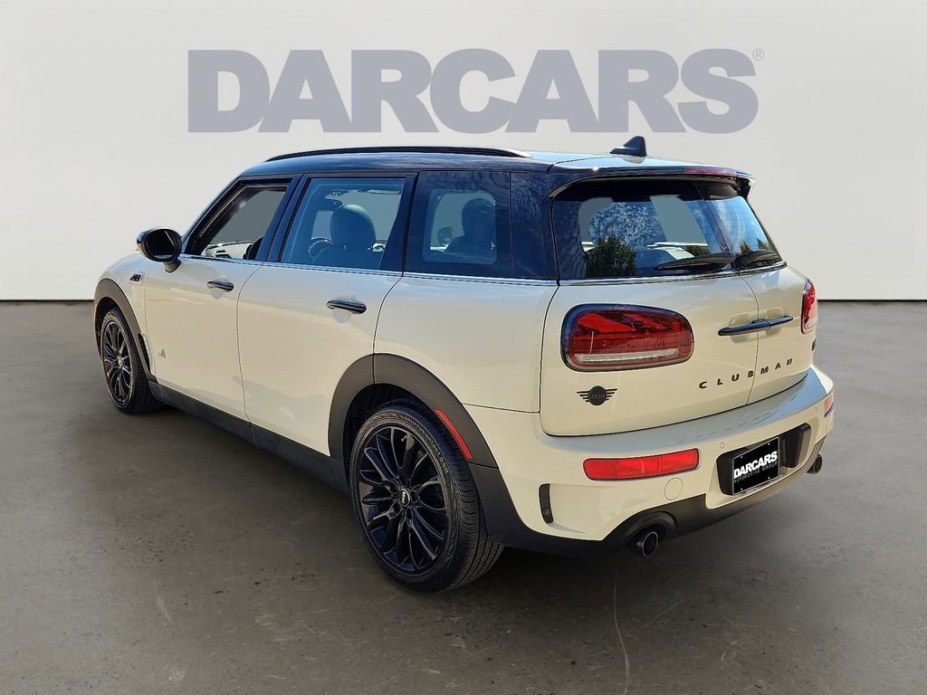 Used 2022 MINI Cooper Clubman S w/ Premium Package image 4