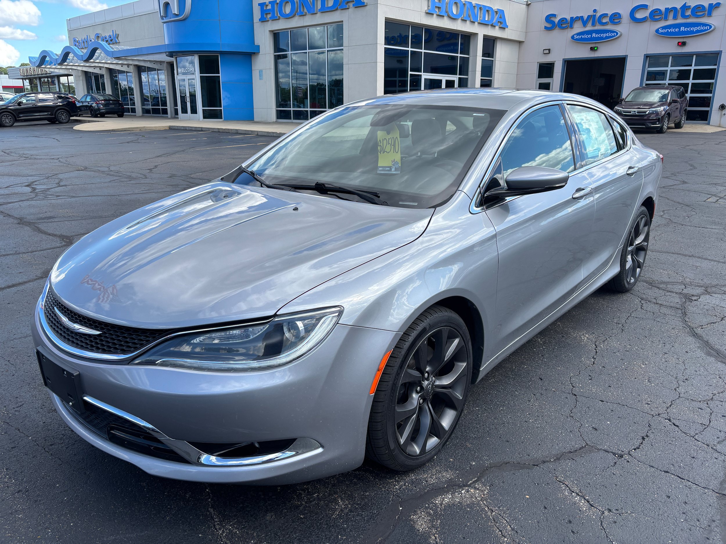 Used 2016 Chrysler 200 C w/ Quick Order Package 26P FWD image 2