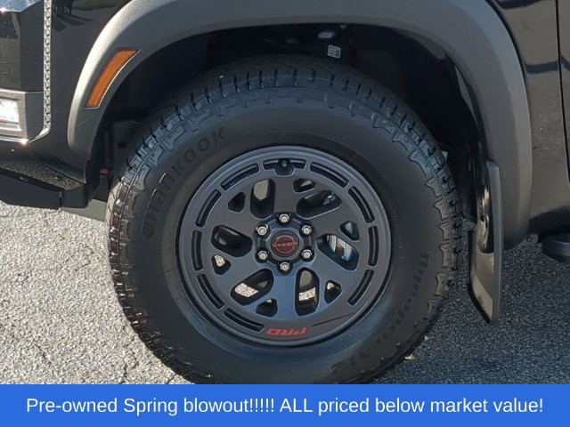Used 2025 Nissan Frontier PRO-4X AWD/4WD image 18