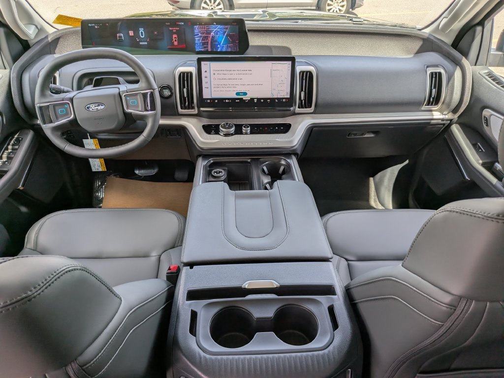 New 2027 Ford Expedition Active RWD image 11