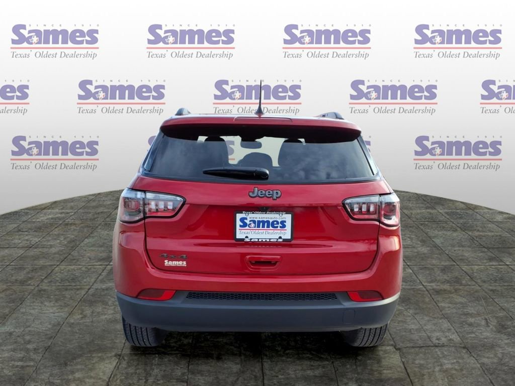 New 2026 Jeep Compass Latitude image 7