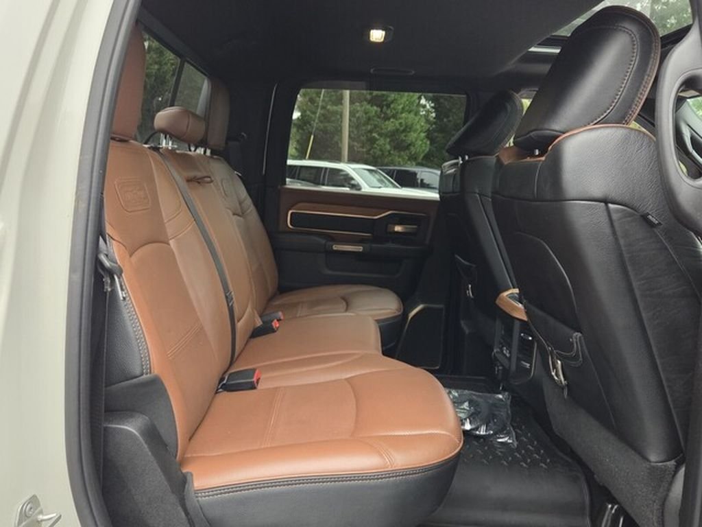 Used 2024 RAM 3500 Limited w/ Towing Technology Group AWD/4WD image 17