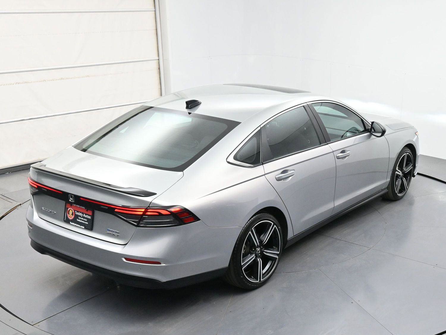 Used 2024 Honda Accord Sport image 36