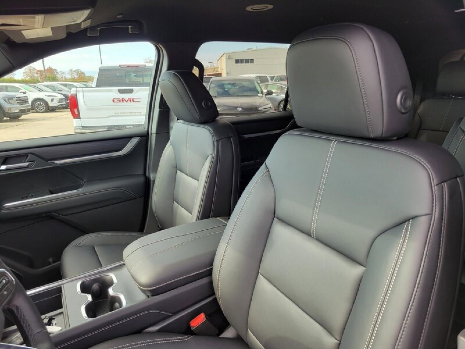 New 2026 GMC Acadia Elevation w/ Black Edition FWD image 12