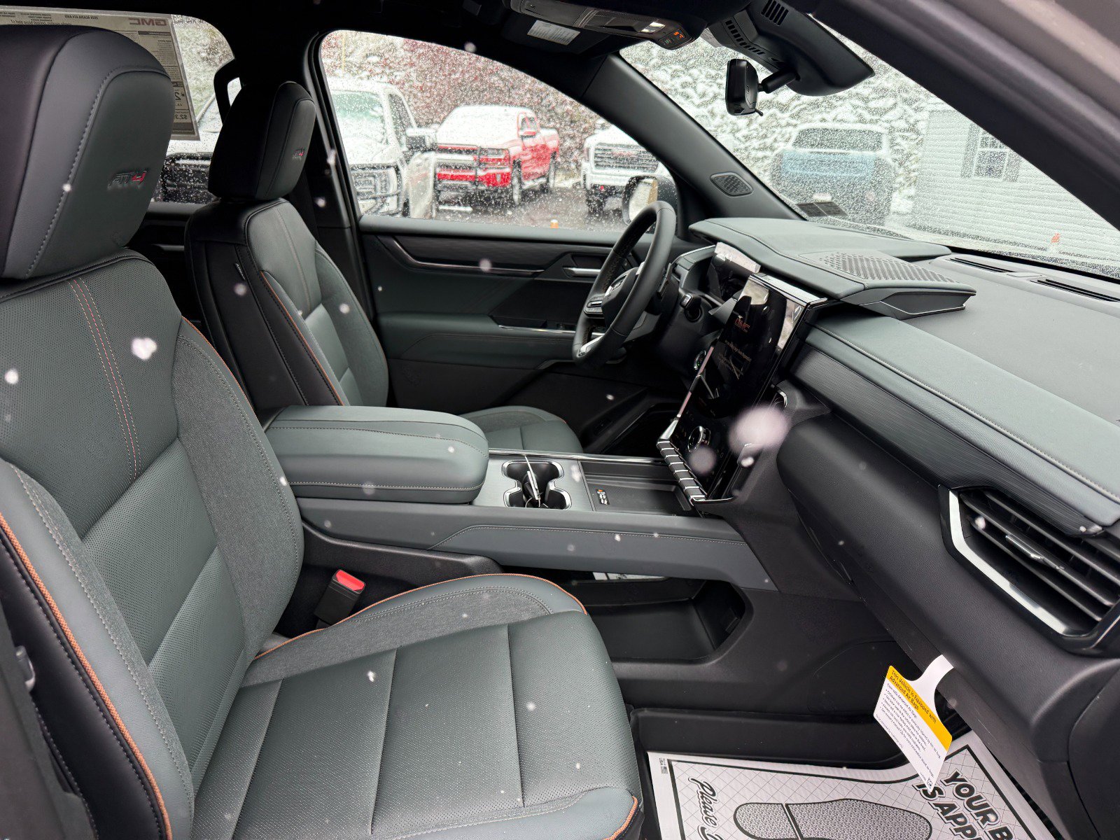 New 2026 GMC Acadia AT4 w/ LPO, Floor Liner Package image 23