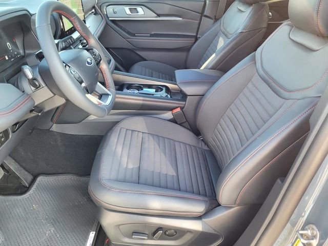 New 2026 Ford Explorer ST-Line w/ ST-Line Street Pack image 18