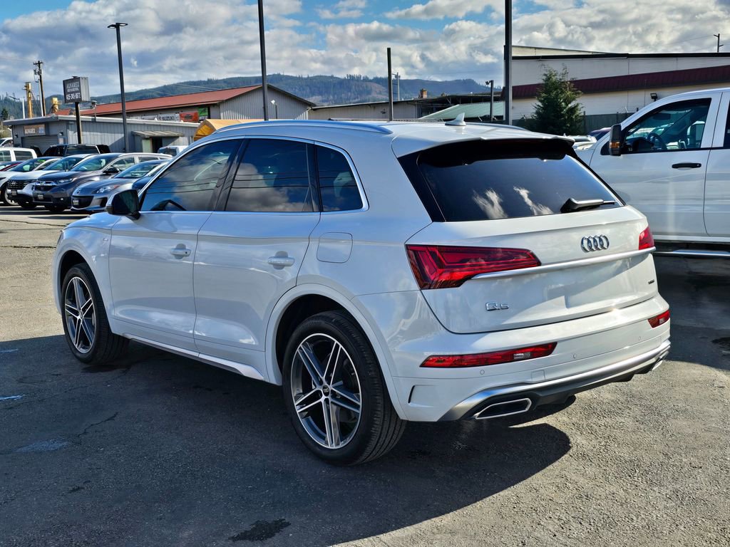 Used 2022 Audi Q5 e Premium image 5