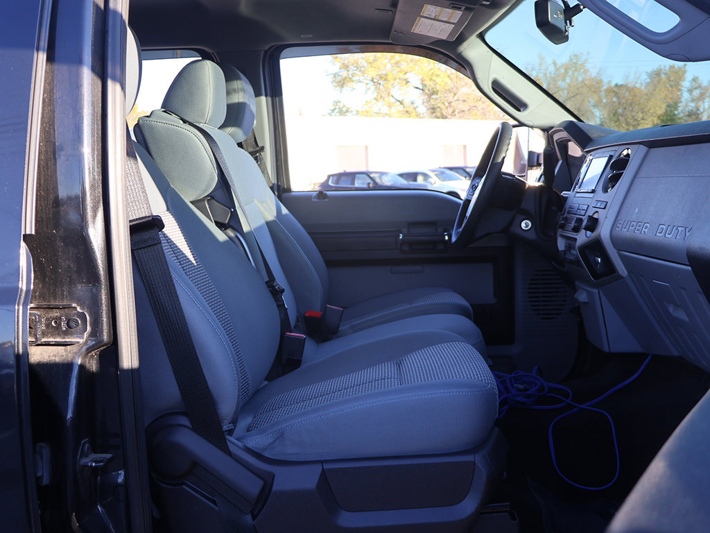 Used 2015 Ford F250 XLT w/ XLT Premium Package AWD/4WD image 21