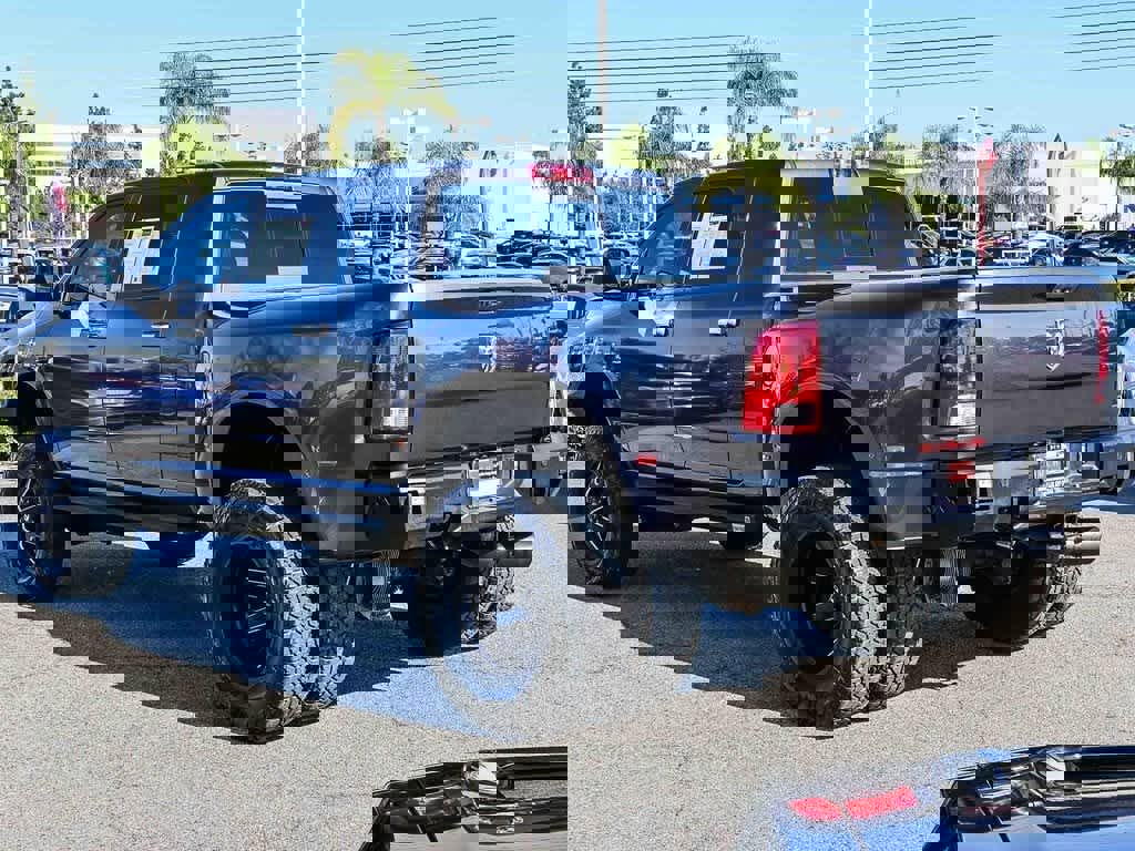 Used 2017 RAM 3500 SLT w/ Luxury Group image 7