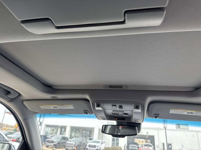 Used 2017 Chevrolet Tahoe LT image 13