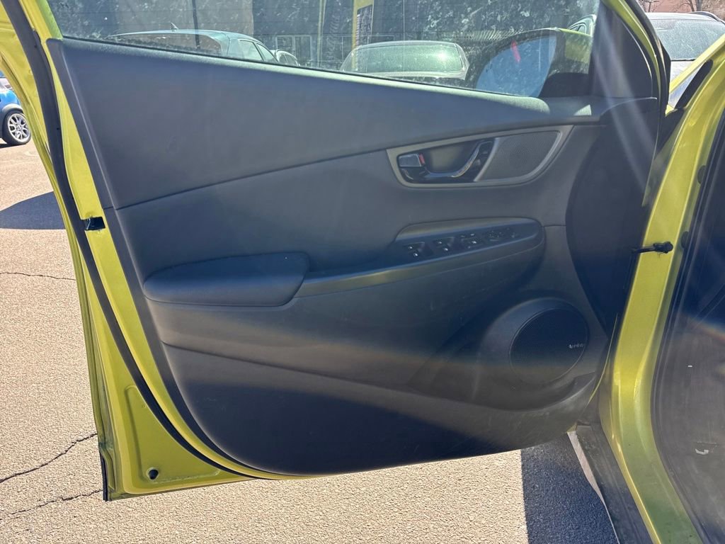 Used 2019 Hyundai Kona Ultimate image 29