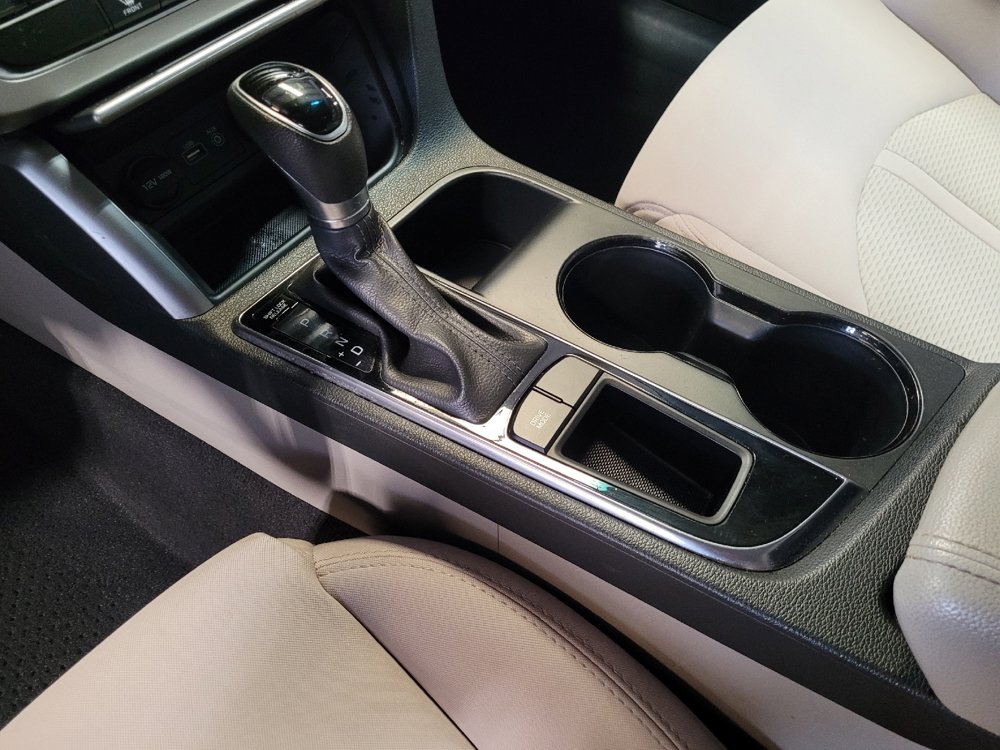 Used 2017 Hyundai Sonata SE FWD image 26