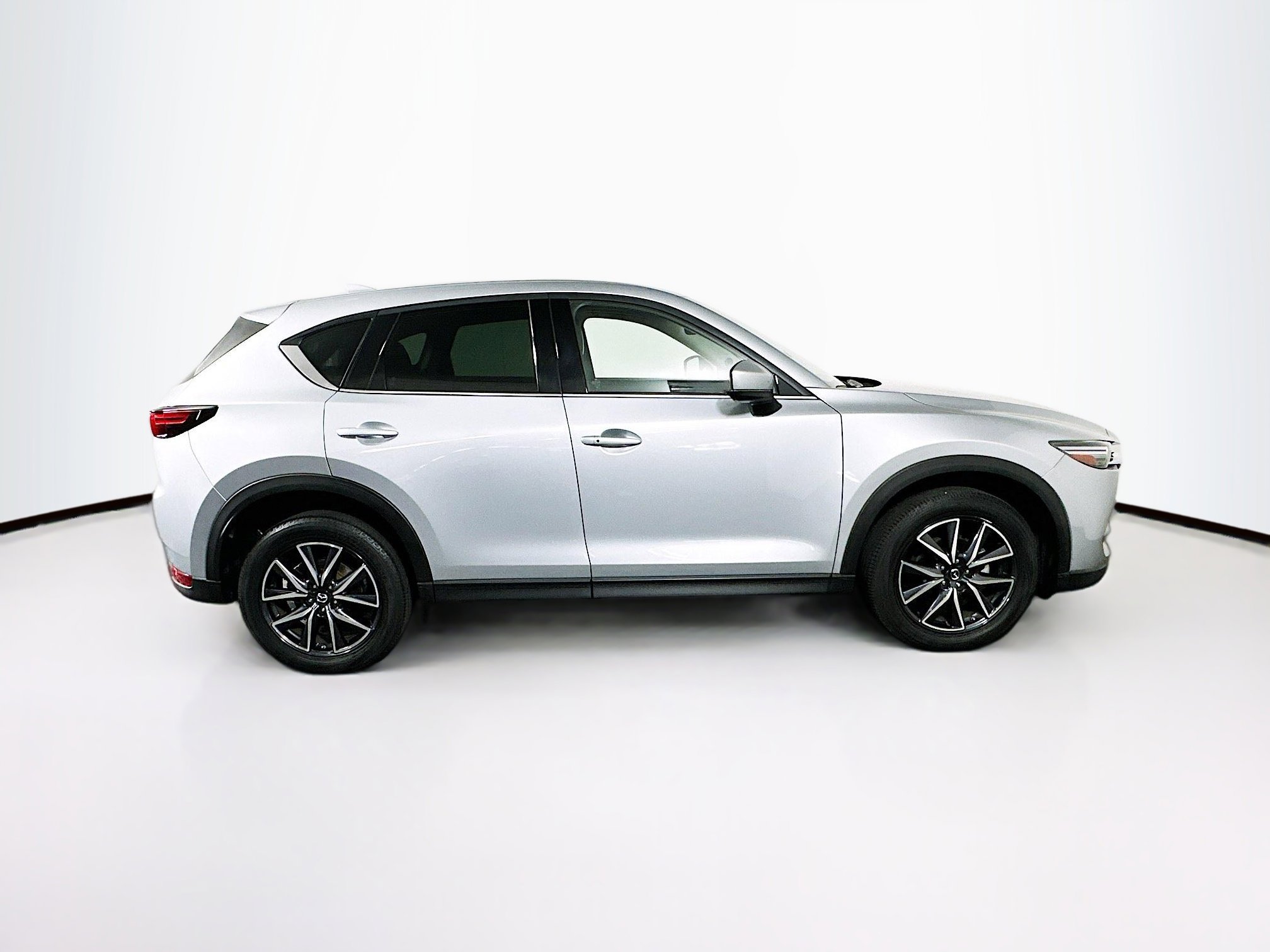 Used 2017 MAZDA CX-5 Grand Touring w/ Premium Package image 10