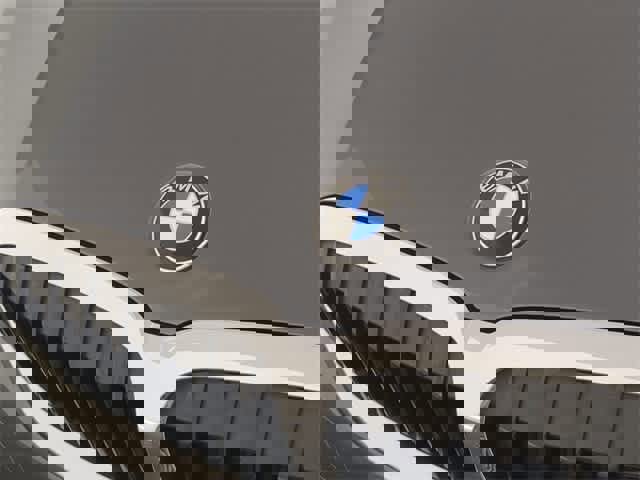 Used 2021 BMW 330i xDrive Sedan w/ Driving Assistance Package image 35