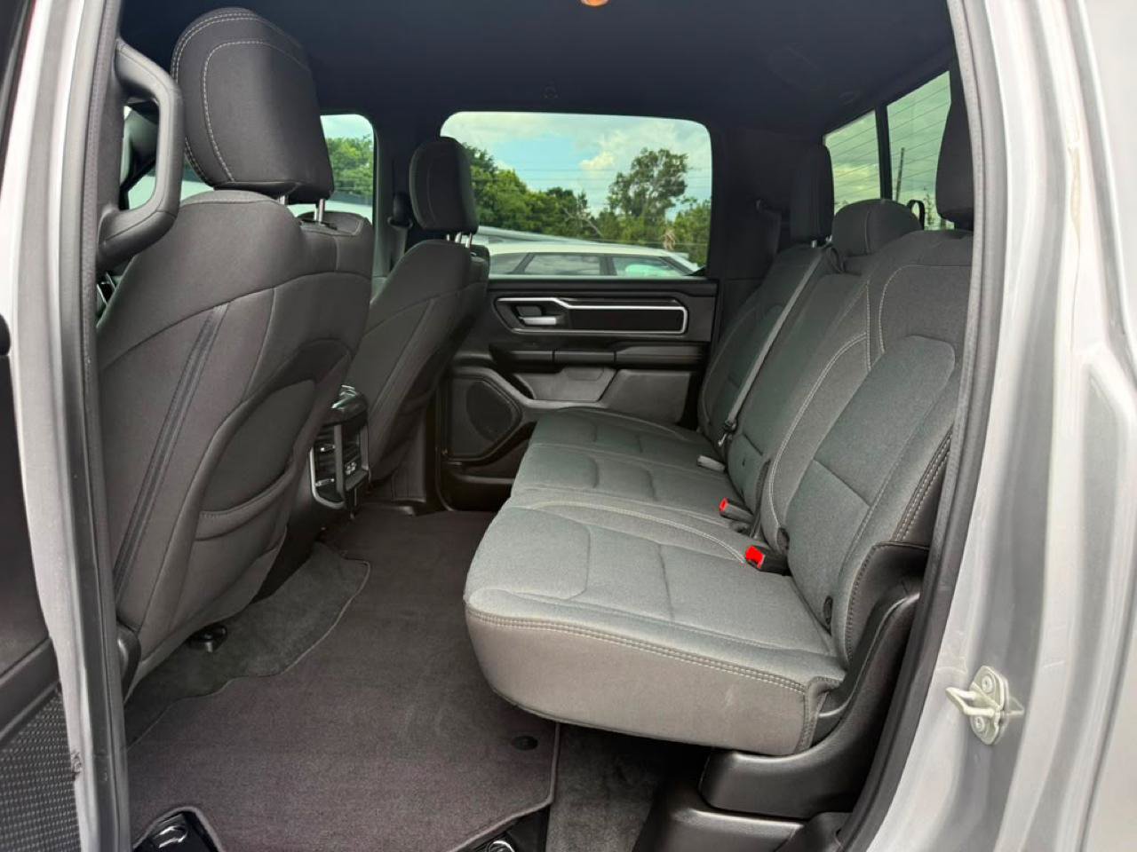 Used 2023 RAM 1500 Big Horn AWD/4WD image 18