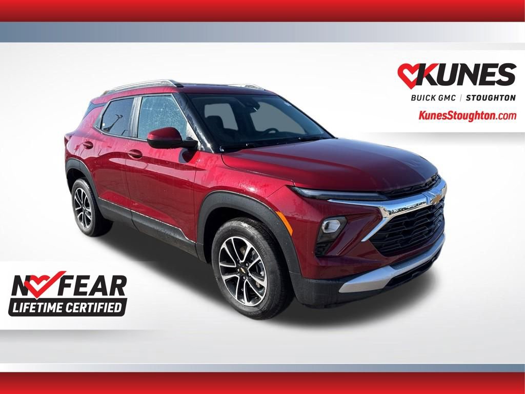 Used 2025 Chevrolet TrailBlazer LT w/ Driver Confidence Package image 1