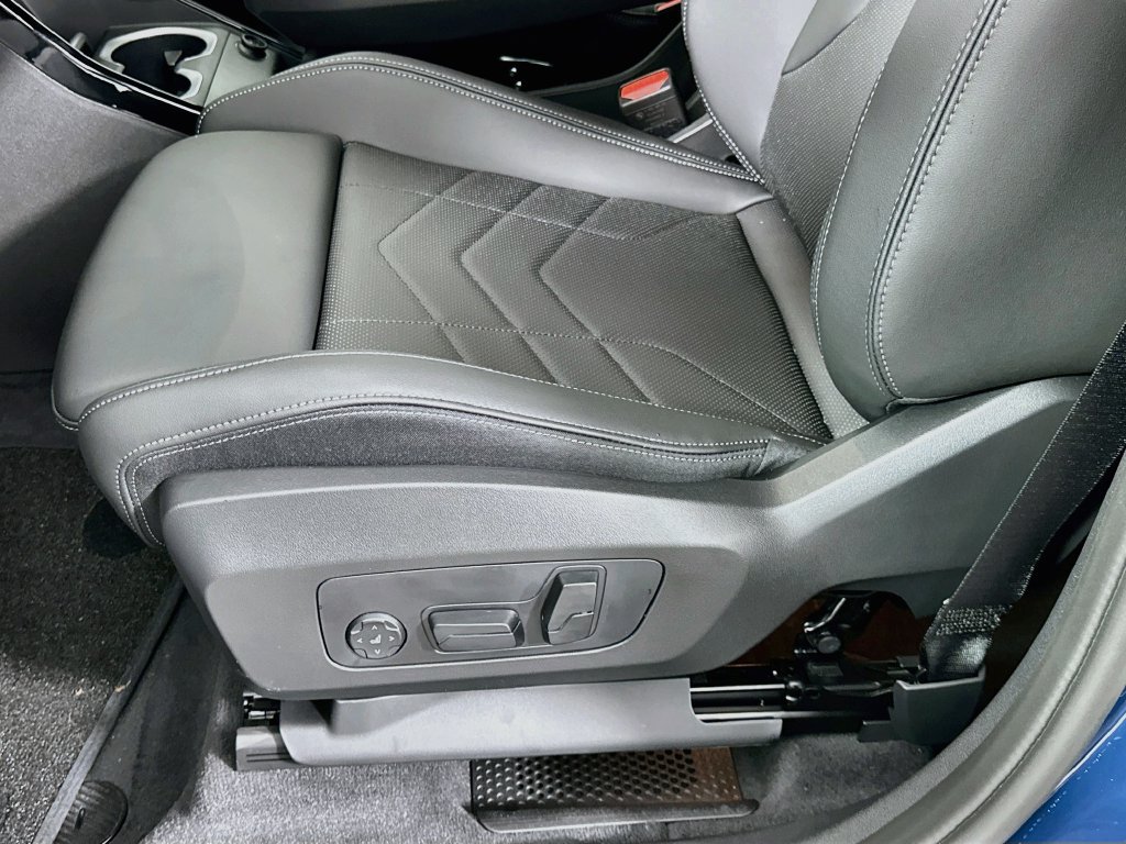 New 2027 BMW X1 xDrive28i w/ Technology Package AWD/4WD image 21