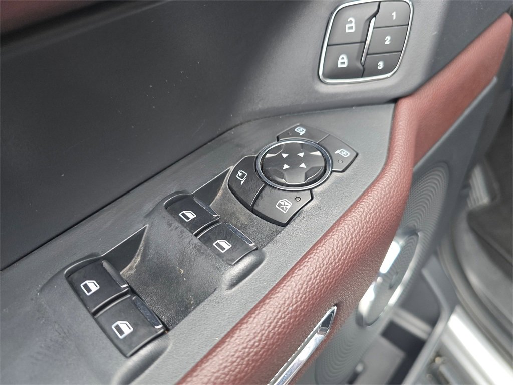 Used 2024 Ford Expedition Limited image 18