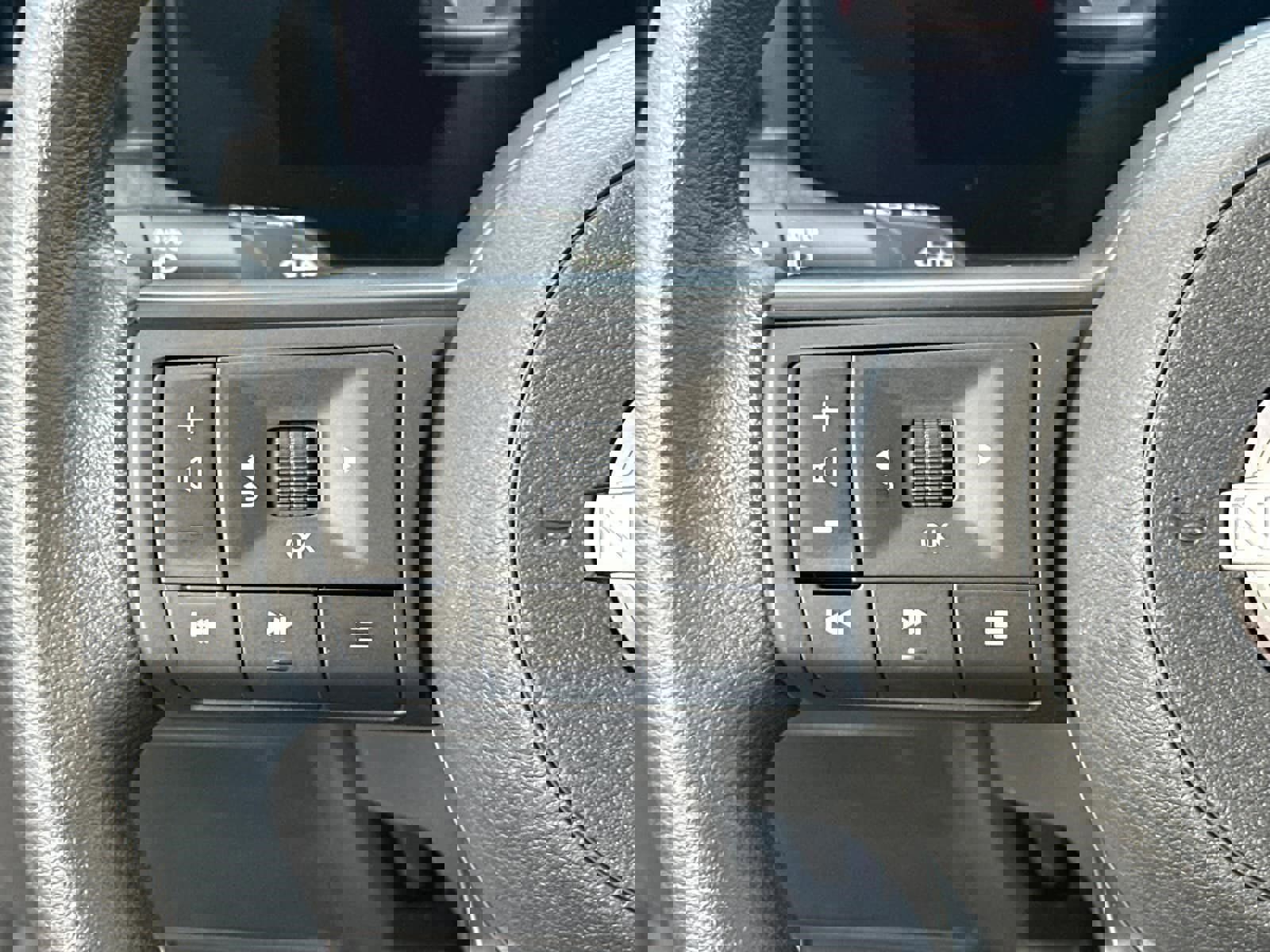 New 2026 Nissan Kicks S image 15