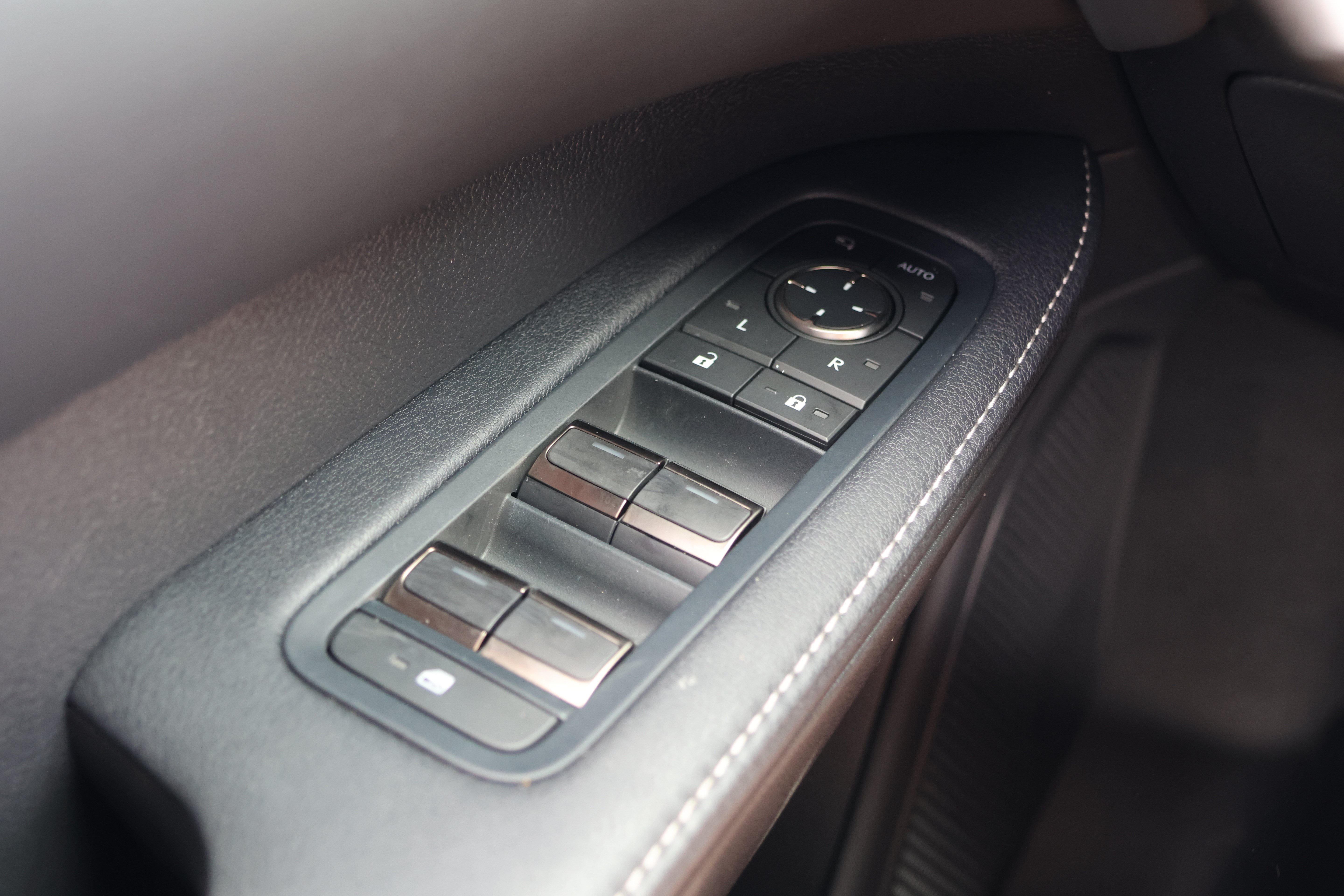 Certified 2026 Lexus RX 350 FWD w/ Convenience Package image 14