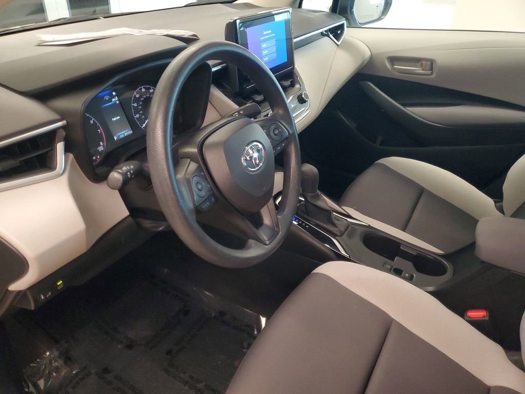 Used 2023 Toyota Corolla LE image 15