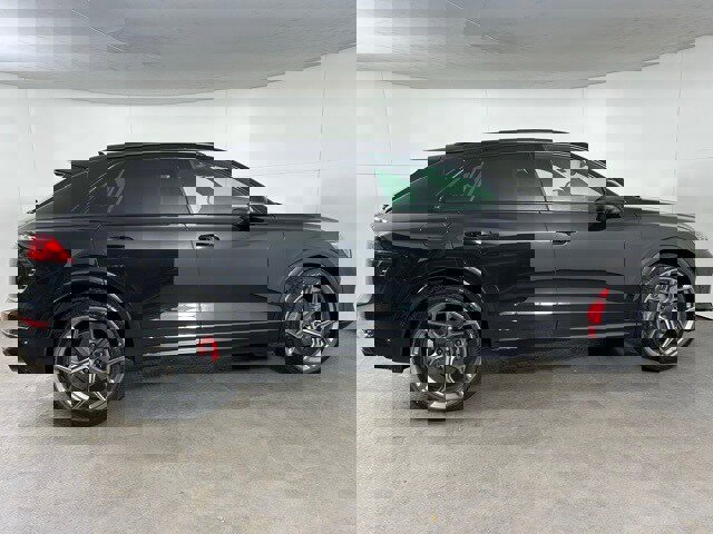 New 2026 Audi RS Q8 performance image 4