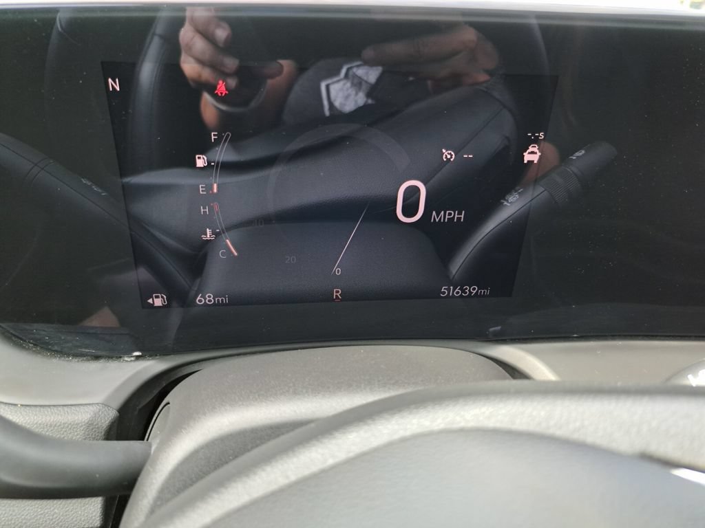 Used 2024 Buick Encore GX Sport Touring AWD/4WD image 12