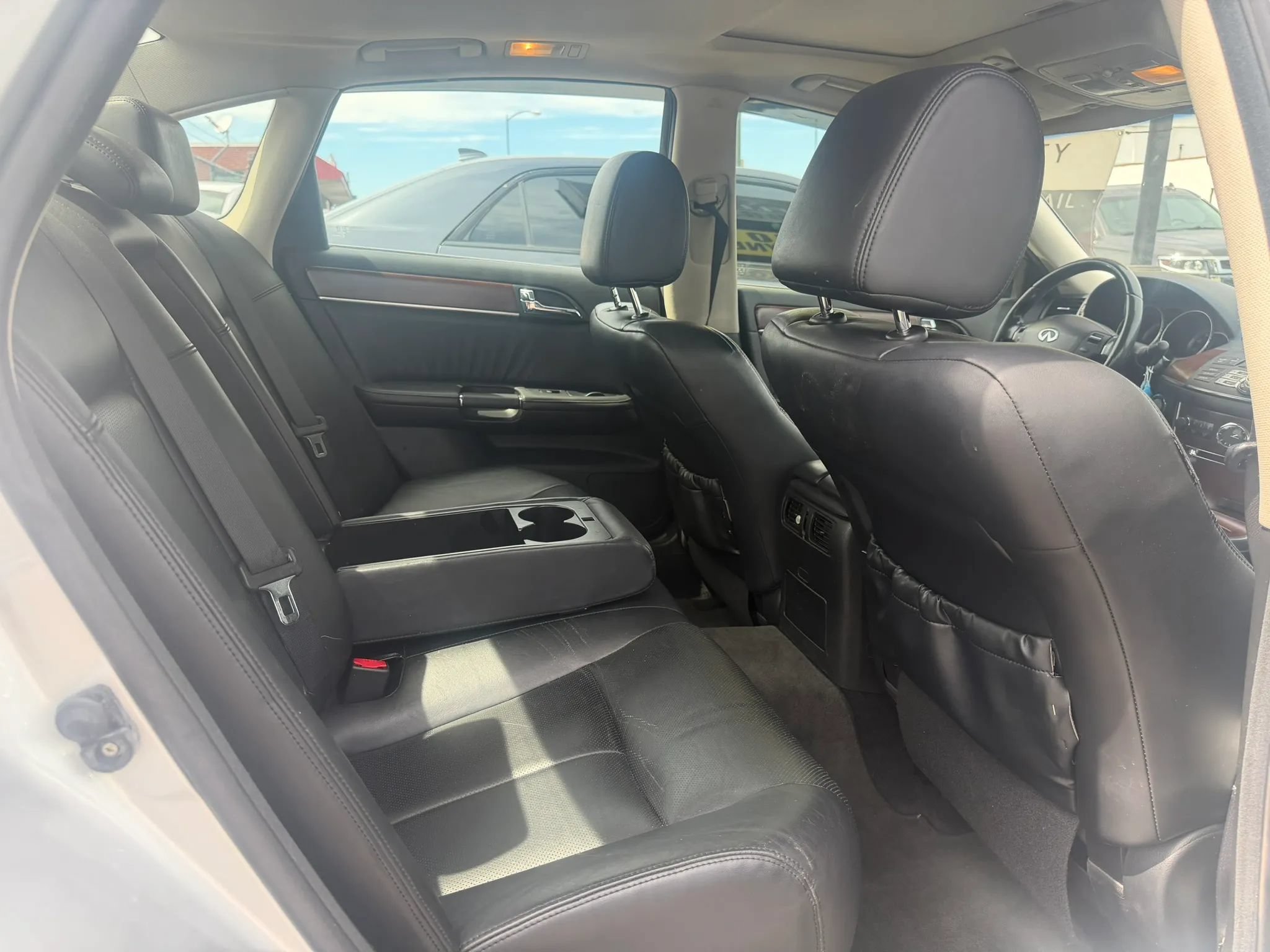 Used 2008 INFINITI M35 x w/ Technology Pkg AWD/4WD image 10