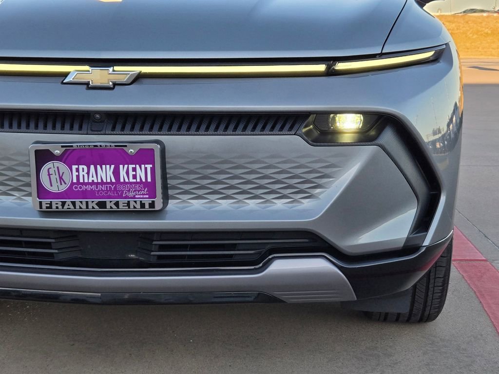 Used 2025 Chevrolet Equinox EV LT w/ Convenience Package image 6