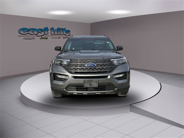 Used 2021 Ford Explorer XLT w/ Equipment Group 202A image 6