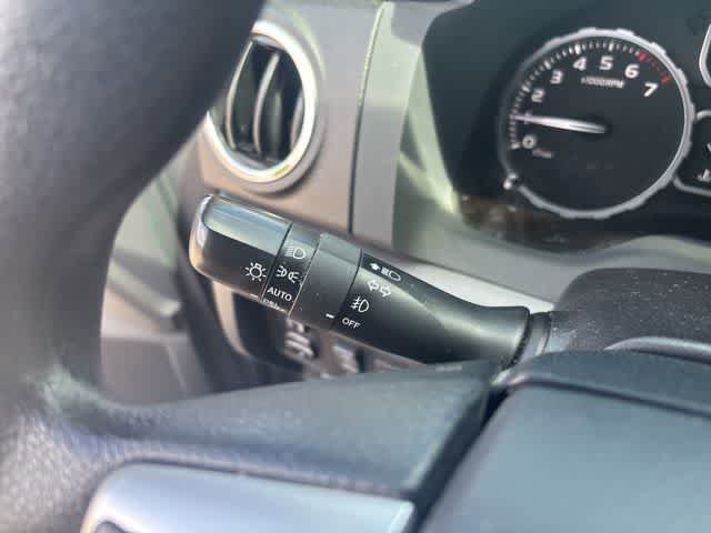 Used 2018 Toyota Tundra SR5 RWD image 14
