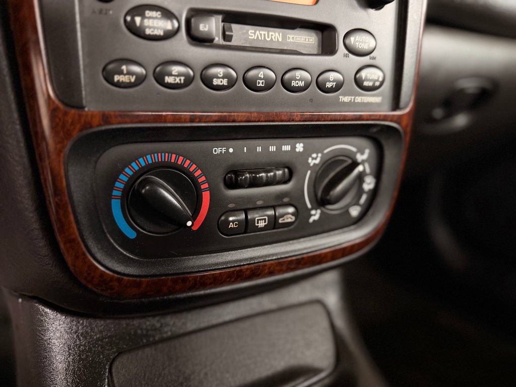 Used 2001 Saturn L-Series L200 FWD image 41