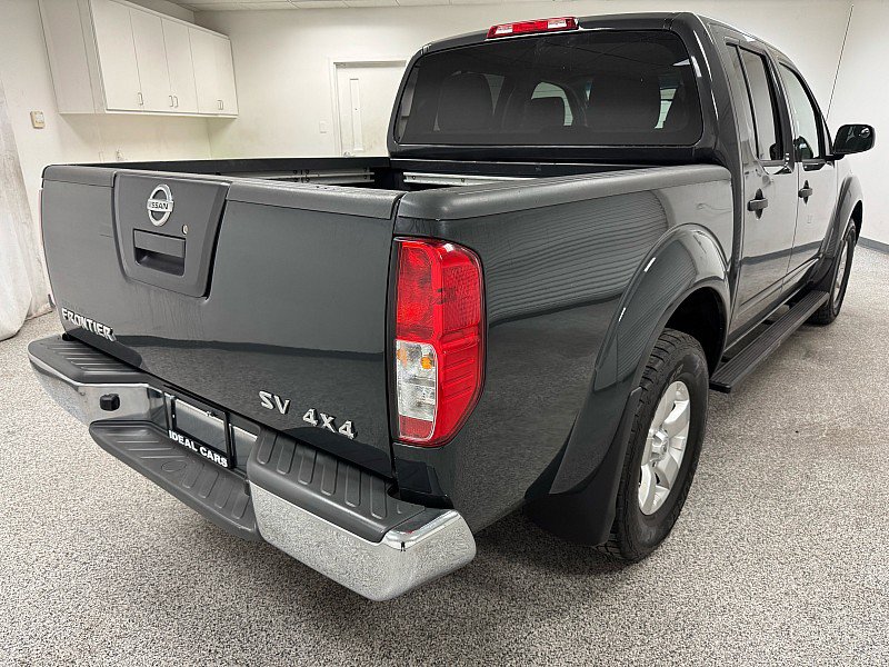 Used 2012 Nissan Frontier SV w/ SV Premium Utility Pkg AWD/4WD image 5