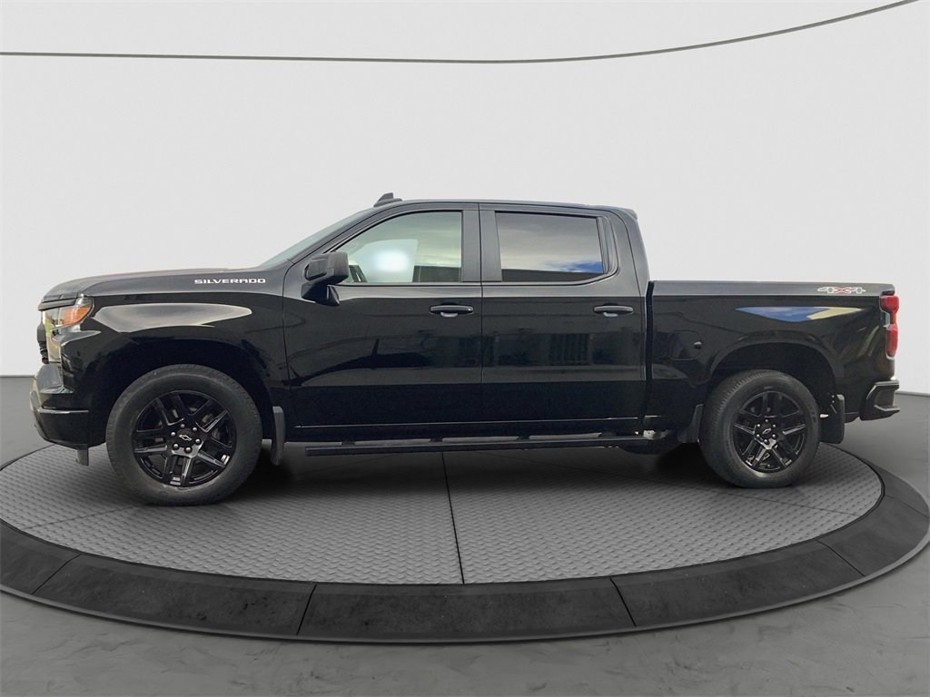 Used 2022 Chevrolet Silverado 1500 Custom image 4