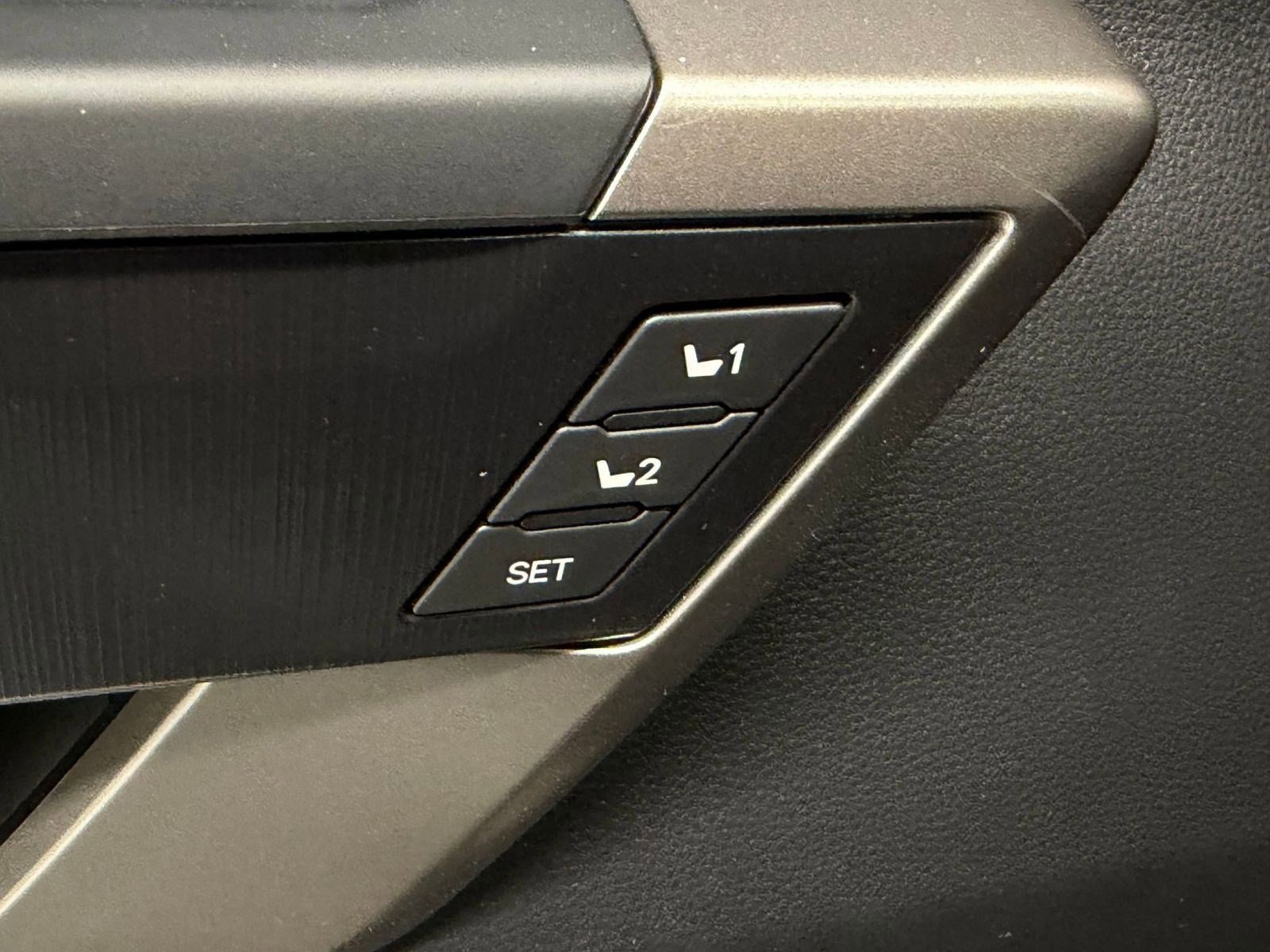 New 2026 Toyota Tundra Platinum image 23