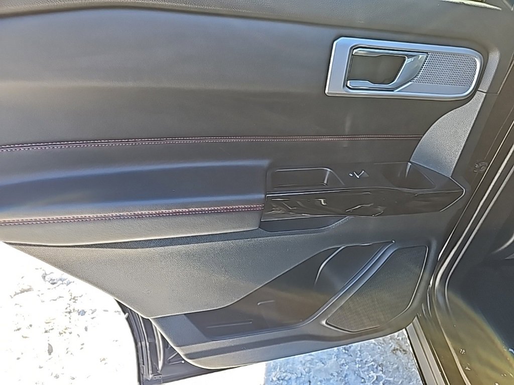 Used 2023 Ford Explorer ST-Line w/ Class IV Trailer Tow Package image 22