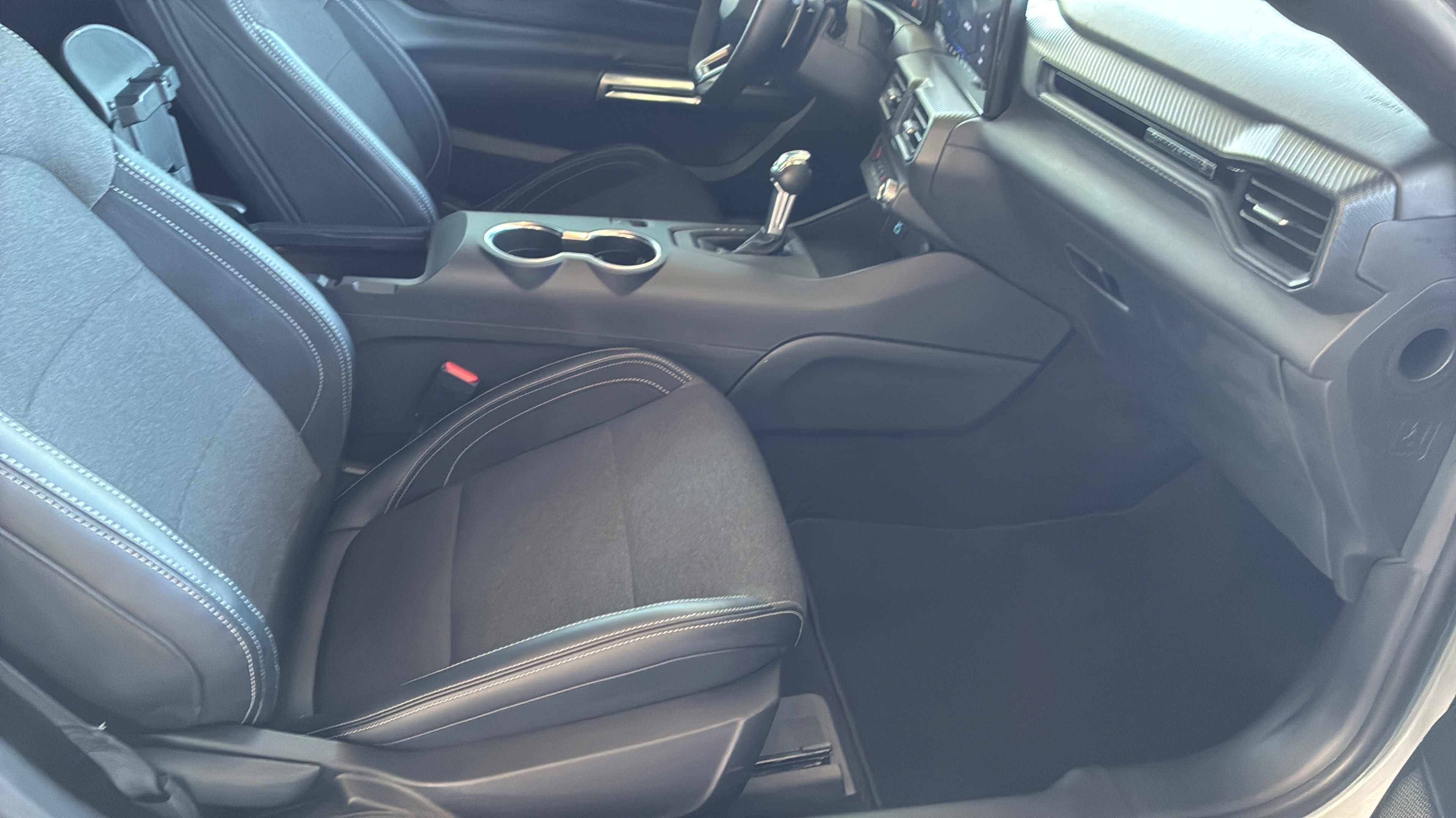 Used 2024 Ford Mustang GT RWD image 24